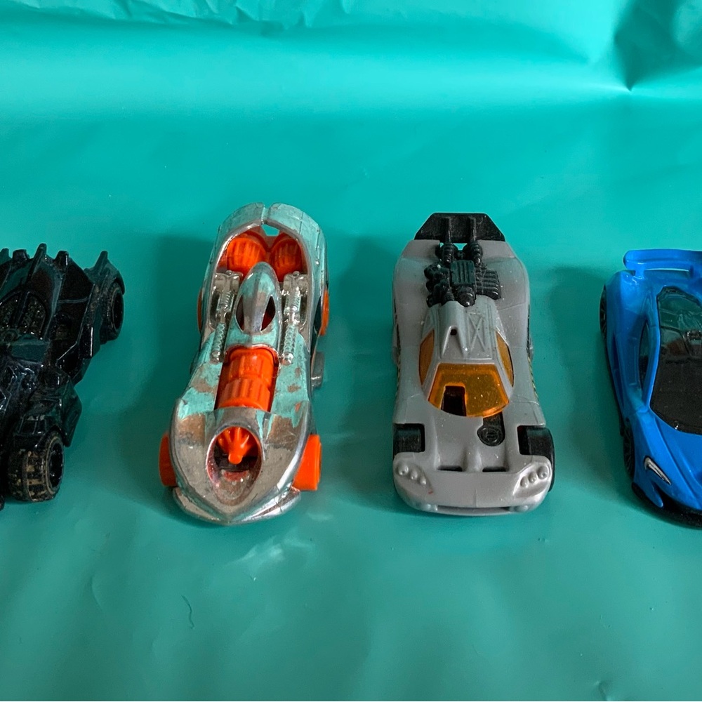 Black and Silver Die-Cast Racing Cars Set